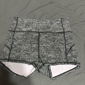 Lululemon size 8 shorts